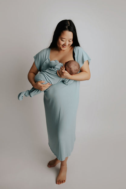 Ribbed Blue Bird Labor and Delivery Nursing Hospital Gown