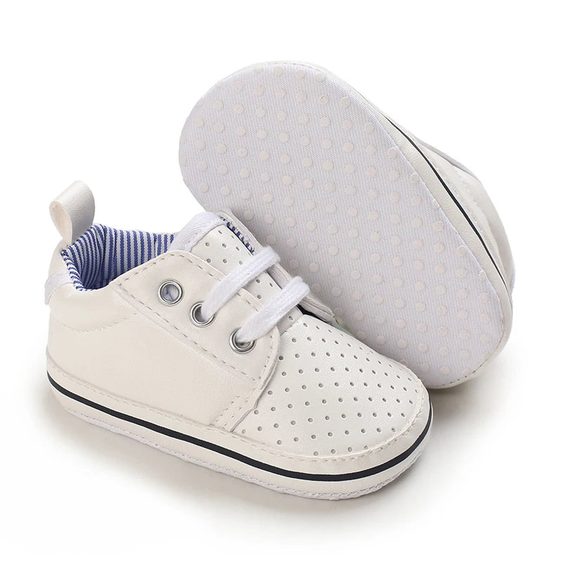 Newborn Infant White Soft-soled Sneaker