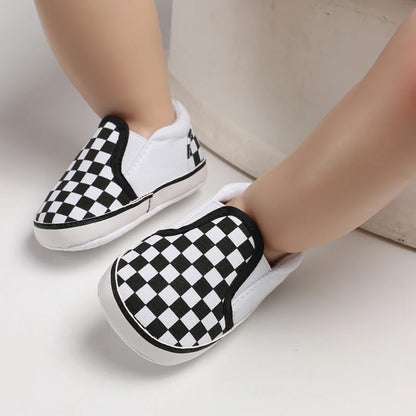 Newborn Infant White Soft-soled Sneaker