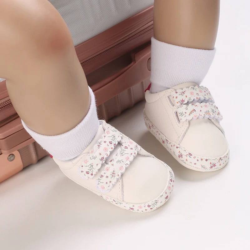 Newborn Infant White Soft-soled Sneaker