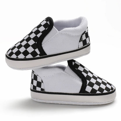 Newborn Infant White Soft-soled Sneaker